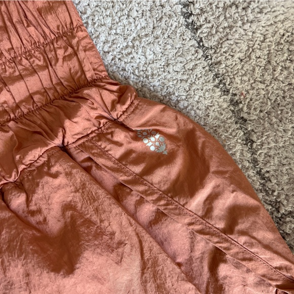 The Way Home Shorts Movement free people Yoga Running brushed apricot sz medium - Picture 11 of 13